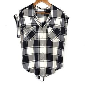 Jachs Girlfriend Button Down Plaid Dolman Short Sleeve Top Blouse Shirt Size S